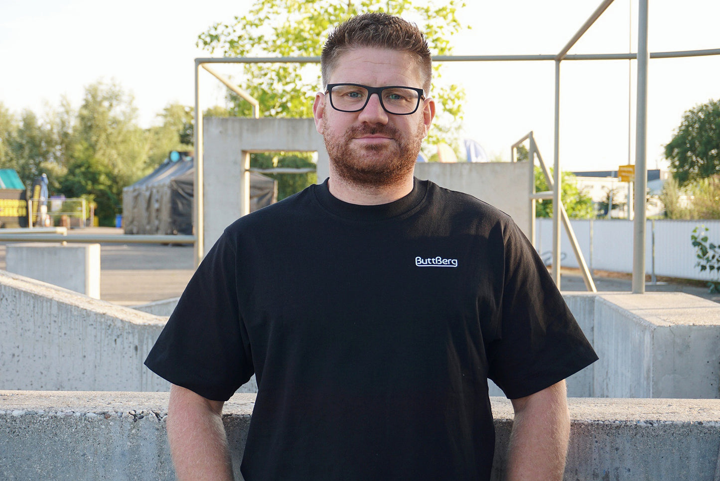 BB Premium Dik-Bil edition White